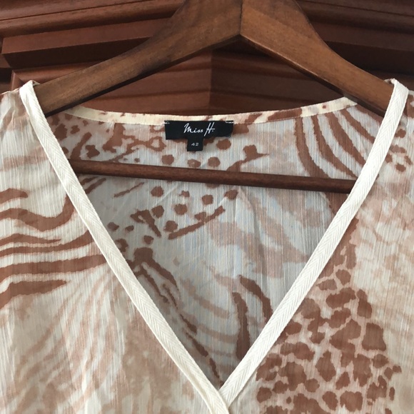 cream/tan long sleeve, VNeck, animal print blouse & zipper, Miss H, Eur42/US10 - Picture 2 of 8